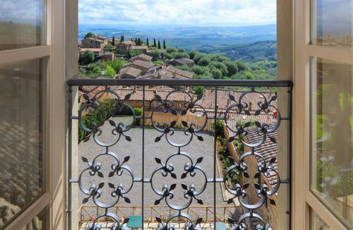 Montalcino Resort | Palazzo Saloni