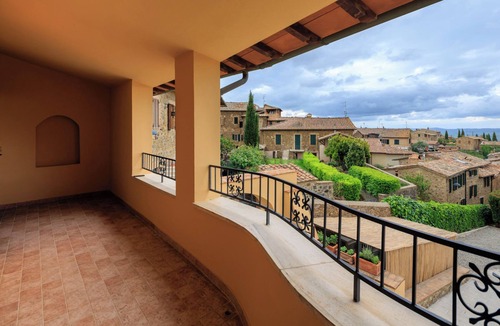 Montalcino Resort | Palazzo Saloni