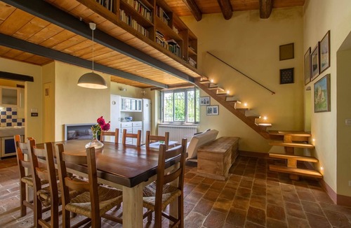 Montelovesco Villa | Palazzo San Savino, villa with pool