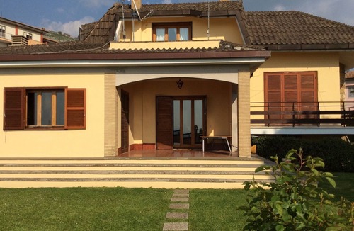 Palestrina Villa | Palestrina B & B Villa Nia fantastic view of Rome and relax green room