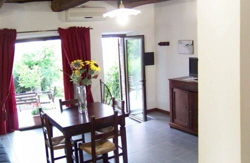 Citta di Castello Apartment | Panoramic rustic between Umbria and Tuscany, with swimming pool