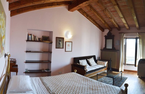 Alba Bed & Breakfast | PANORAMIC VIEW, RELAX, Bed & Breakfast in Alba
