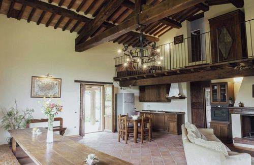 San Leo Bastia House | Panoramic villa between Umbria and Tuscany
