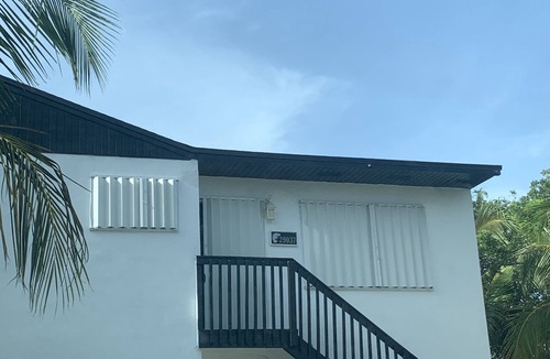 Eden Pines House | PARADISE IN YOUR HANDS