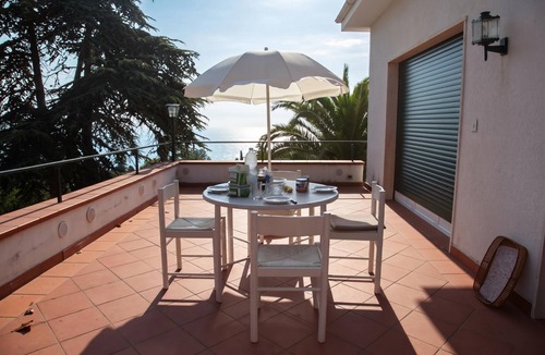 Diano Marina Apartment | Paradiso Al Mare Terrace and Shared pool, Diano Marina, Italy