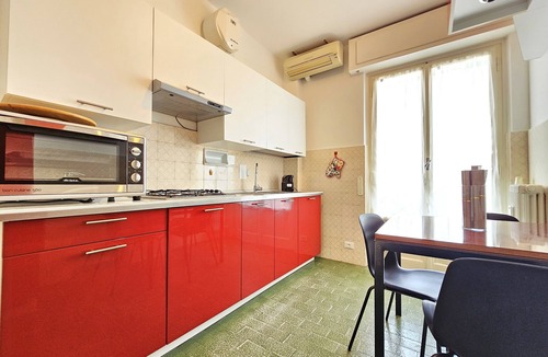 Rapallo Apartment | [Parking,WiFi, Netflix] Sunny Sea View Haven