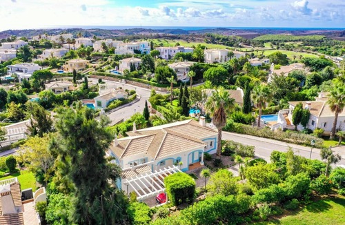 Budens Villa | Parque da Floresta 208 - three bedroom villa with private pool