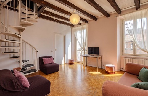 Pavia Apartment | Pavia City Center - Vittoria10!