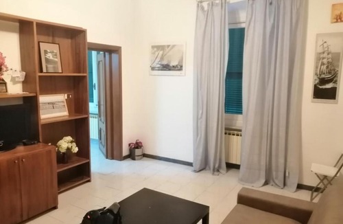 Lagaccio Apartment | PEACE 2 B