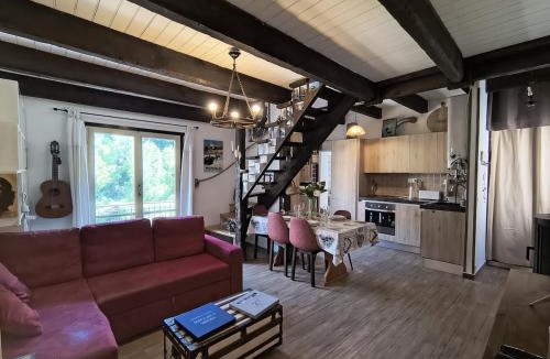 Buggio Apartment | Peace and relaxation in Buggio, surrounded by greenery