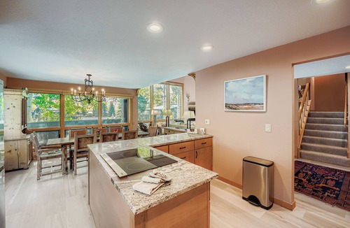 Vail House | Peaceful and Inviting Spacious Home, Heated Pool and Hot Tub -Summer Amenities