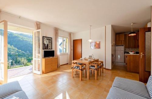 Ca Miro Apartment | Peaceful Apartment In Deiva Marina - Happy Rentals