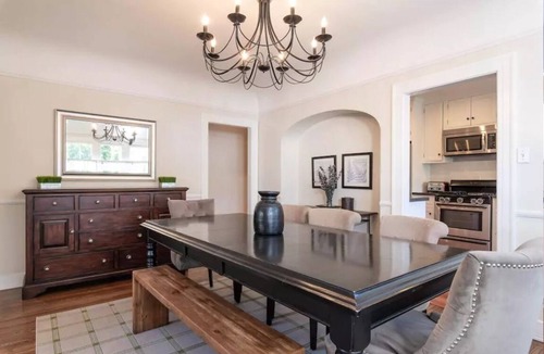 Larchmont House | Peaceful Bungalow in Larchmont Village