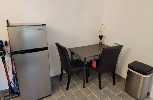 Lancaster House | Peaceful Entire Studio with Full Bath/Kitchenette