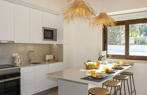 Lagoa e Carvoeiro Villa | Peaceful villa with heatable pool in Carvoeiro