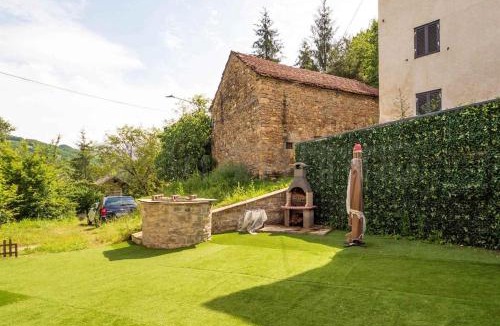 Montefiorino Villa | Perbone 1573 - Premium Restored Villa