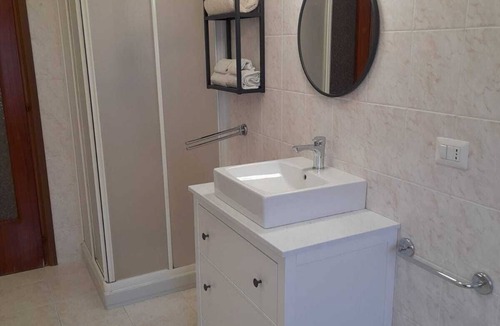 Cesate Apartment | Perfect Base for the Milan-Cortina 2026 Winter Olympics! Cesate (MI)