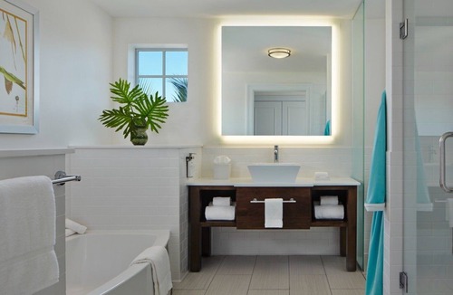 Historic Seaport Hotel | Perfect Key West Hideaway with 3 Pools, Poolside Dining, and a Peaceful Setting