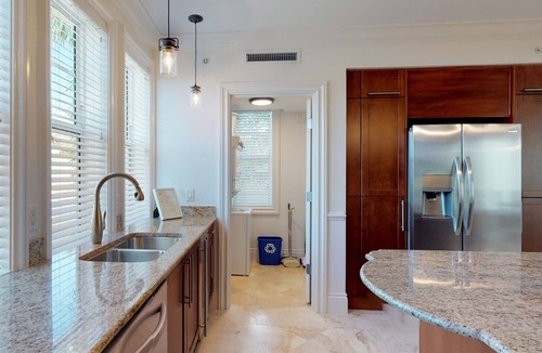Marathon House | Pet & Family Friendly, Sleeps 8 - Marlin Bay