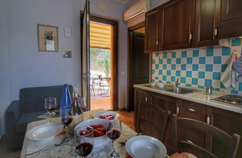Bettona Cottage | Pet-Friendly Cottage with pool