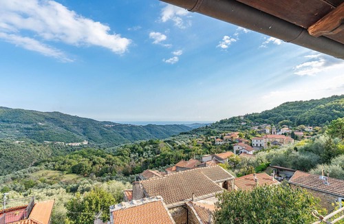 Vasia House | Pet friendly home in Vasia (IM) with WiFi