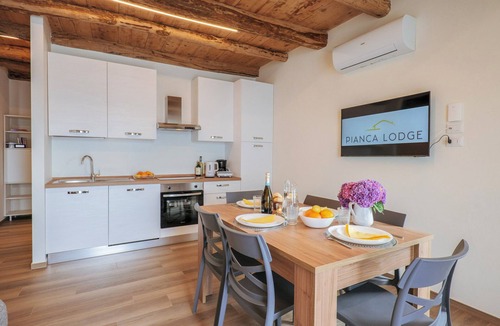Cannero Riviera Apartment | PiancaLodge Arancio by Lago Reisen