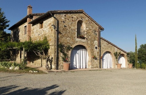 Casole d'Elsa Apartment | Piettorri Rosmarino In Casole d'elsa, Tuscany