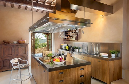Lustignano Villa | Pieve di San Giovanni 10, Emma Villas