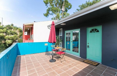 Silver Lake House | Pink Gem in Silver Lake