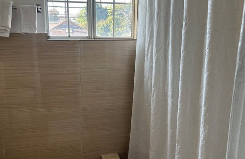 Harbor Gateway North Hotel | Plaza Hotel Gardena