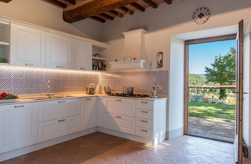 Citta della Pieve Villa | Podere Fabbrica 12, Emma Villas