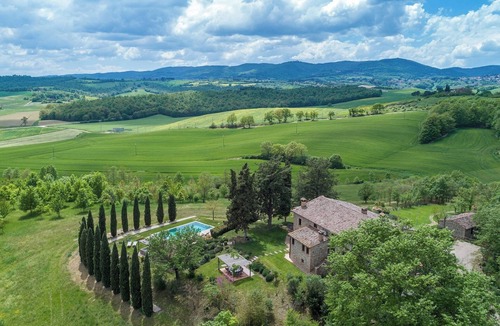 Citta della Pieve Villa | Podere Fabbrica 12, Emma Villas
