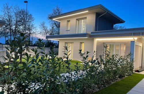 Lido delle Nazioni Villa | Polinesia 12