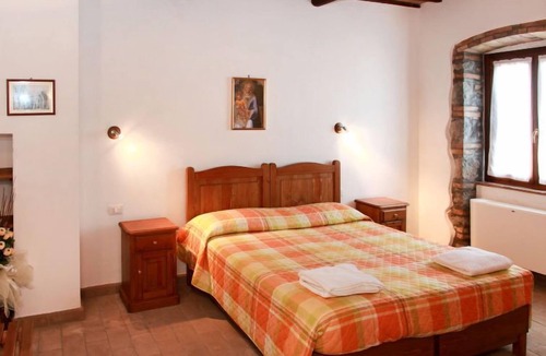 San Lorenzo Nuovo Apartment | Pomele by Interhome