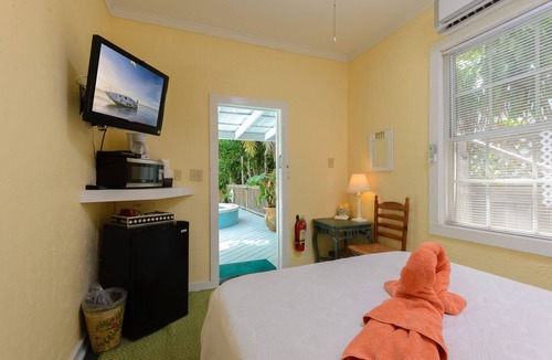 Downtown Villa | Poolside Queen Room Steps from Duval!