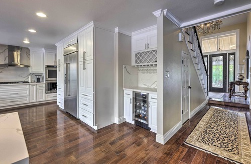 East Whittier House | Poolside Relaxation: Whitter Oasis 14 Mi to Disney