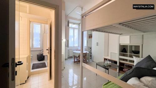 Guastalla Apartment | Porta Romana District Studio 2