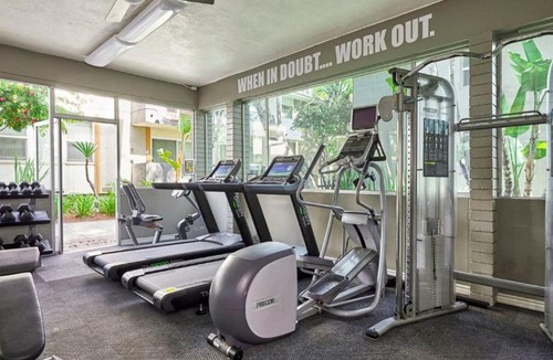 Sawtelle Apartment | Premier Resort Style Living Minutes from Santa Monica