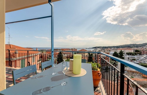 Varazze Apartment | [Premium Sea View] Free Parking Beach 4 min