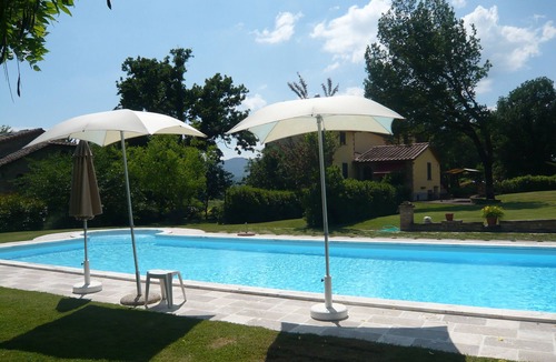 Santa Reparata Villa | Pretty independent House near Anghiari,7 bedr/baths, patio, pool, garden, AC