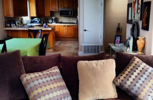 North Redondo House | Prime Location – Steps from Hermosa Beach! 3 bedrooms and 2.5 bathrooms