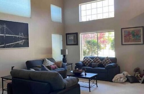Lancaster Apartment | Private bedroom with en suite bathroom