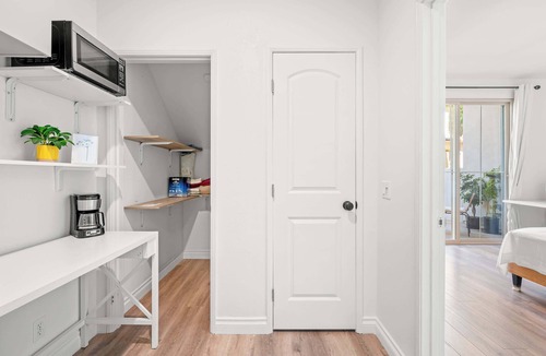 Irvine Apartment | Private Entry Cozy Suite w Patio Bath Kitchenette