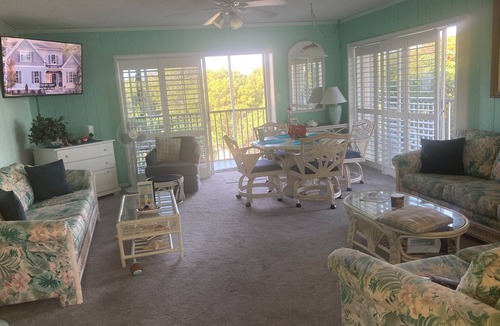 Layton House | Private Family Friendly Beachfront Paradise. 2 Bedroom/2 Bath End Unit w/Views.