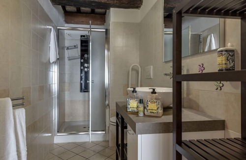 Neri House | Private holiday house with pool in the heart of Tuscany