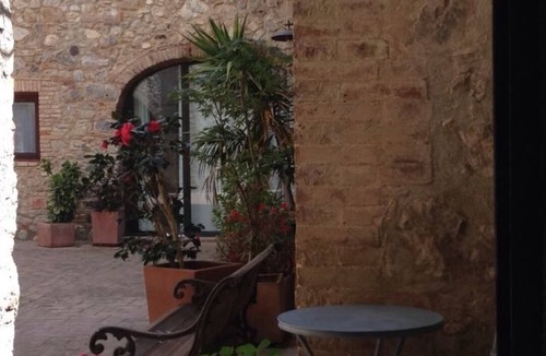 San Macario In Monte House | Private Room in a small medieval village with pool, between Florence and Siena