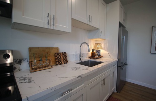 Northwest San Pedro House | Private San Pedro ADU—Brand-New, Furnished, Safe and Quiet Neighborhood Comfort