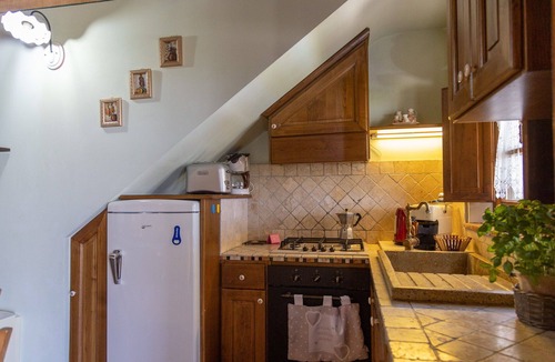 Cortona Villa | Private Villa with A/C, WIFI, private pool, patio, pets allowed, panoramic view, close to Cortona
