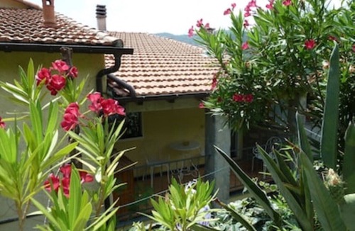 Isolalunga Apartment | Pure Mediterranean: Beautiful Bambola vacation Codice citra): 008030-LT-0157