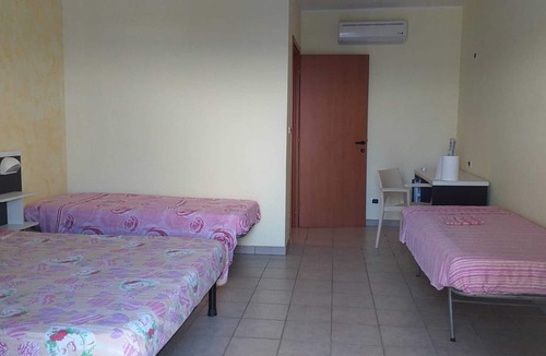 Pineto Bed & Breakfast | Quadruple room in Pineto - Just a few meters from the sea